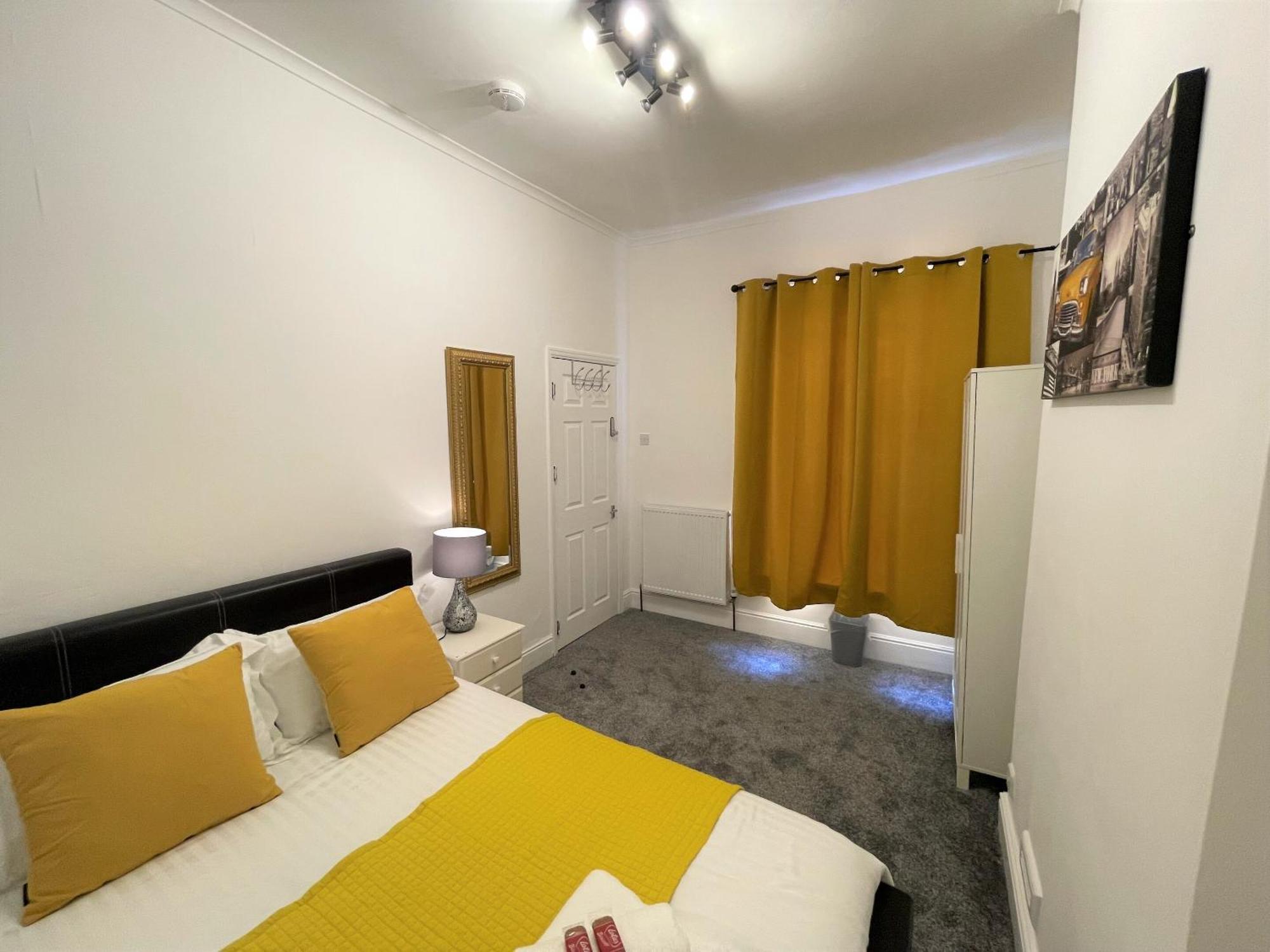 Robinhuts - 3 Bed Accommodation -Perfect For Contractors, Families & Students Kingston upon Hull Room photo